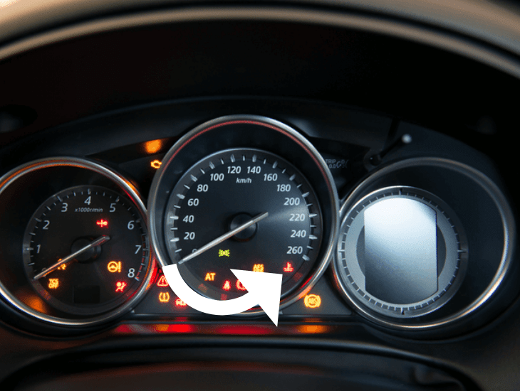 KühlmittelKontrollleuchte leuchtet oder blinkt gelb / rot?